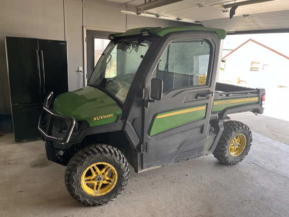 2018 John Deere XUV 835R ATV