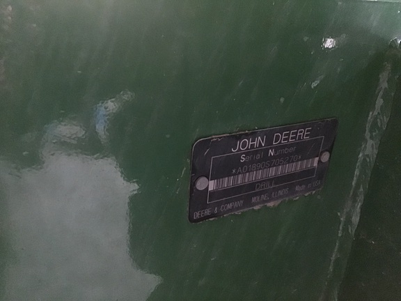 2004 John Deere 1890 Air Seeder