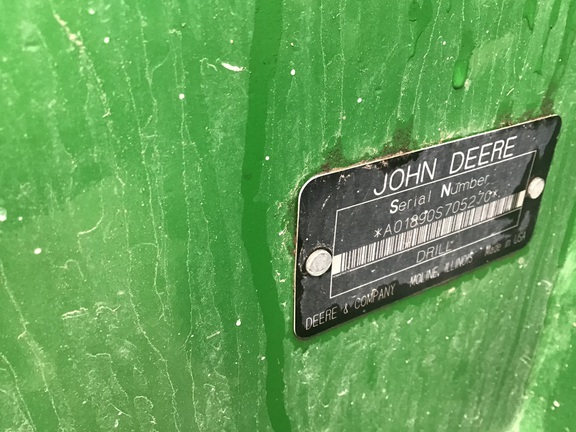 2004 John Deere 1890 Air Seeder