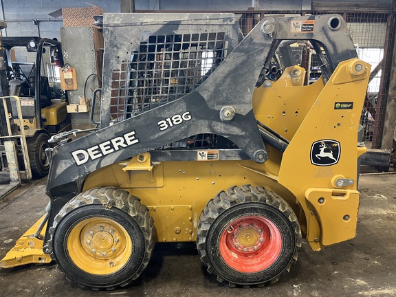 2019 John Deere 318G Skid Steer Loader