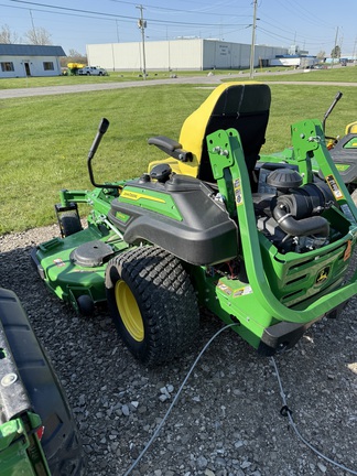 2023 John Deere Z970R Mower/Zero Turn