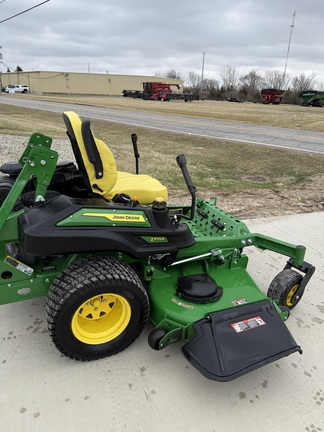 2023 John Deere Z970R Mower/Zero Turn