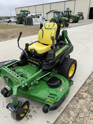 2023 John Deere Z970R Mower/Zero Turn