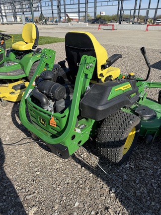 2023 John Deere Z970R Mower/Zero Turn