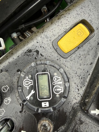 2023 John Deere Z970R Mower/Zero Turn