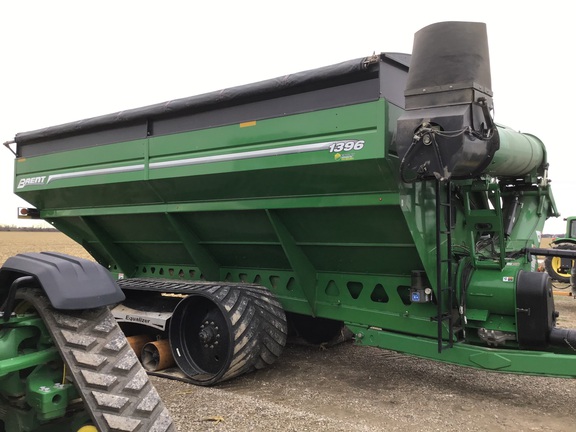 2018 Brent 1396 Grain Cart