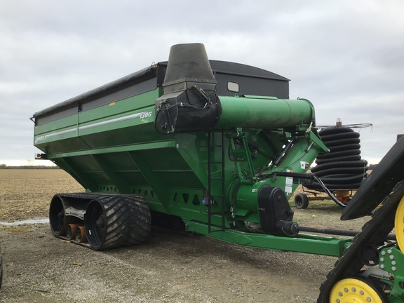 2018 Brent 1396 Grain Cart