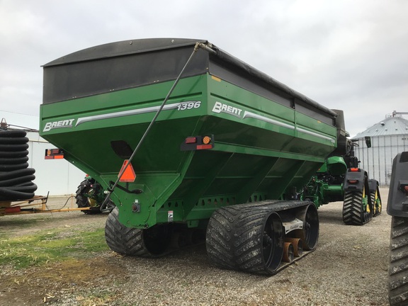 2018 Brent 1396 Grain Cart