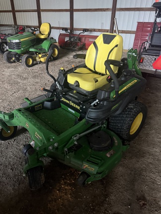 2022 John Deere Z960M Mower/Zero Turn