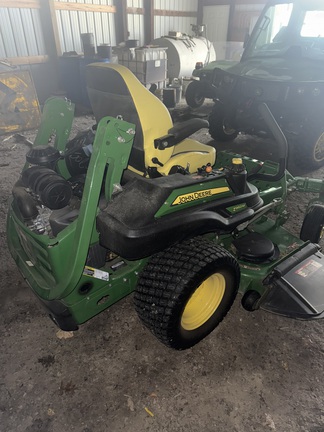 2022 John Deere Z960M Mower/Zero Turn