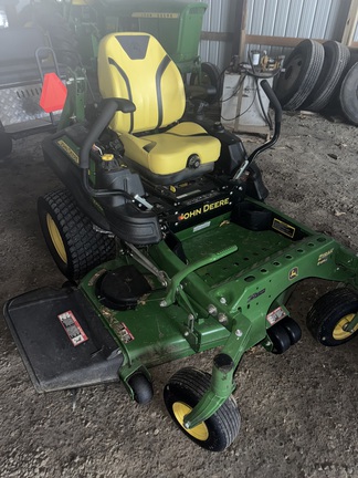 2022 John Deere Z960M Mower/Zero Turn