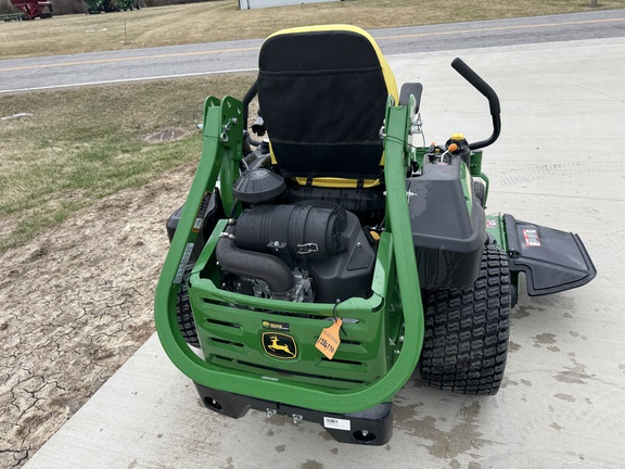 2022 John Deere Z960M Mower/Zero Turn