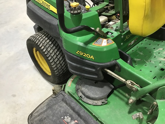 2011 John Deere Z920A Mower/Zero Turn