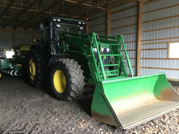 2017 John Deere 7250R Tractor