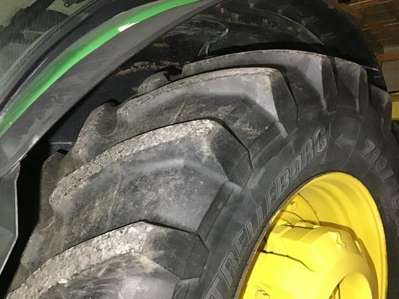 2017 John Deere 7250R Tractor