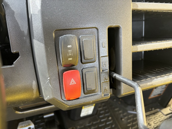 2019 John Deere XUV 835M ATV