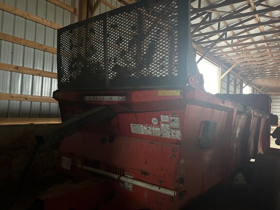 2022 Kuhn PS260 Manure Spreader