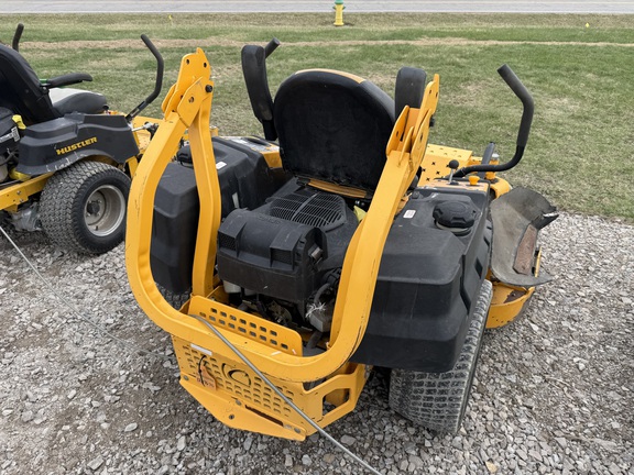 2016 Cub Cadet Pro Z 160L KW Mower/Zero Turn
