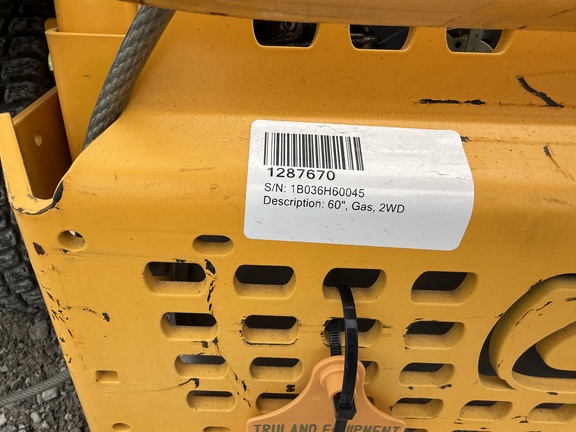 2016 Cub Cadet Pro Z 160L KW Mower/Zero Turn