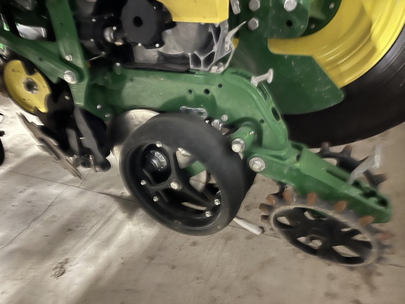 2022 John Deere 1775NT Planter