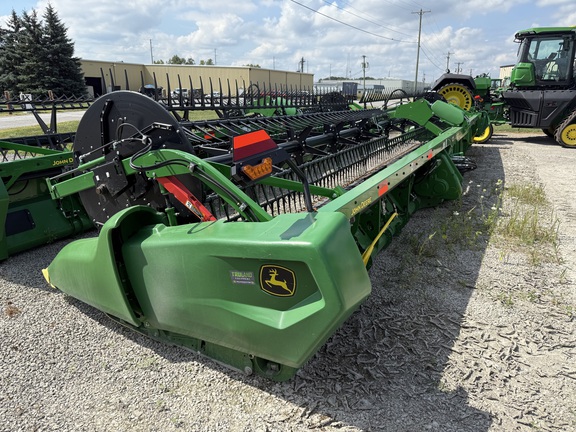 2023 John Deere RD40F Header Combine