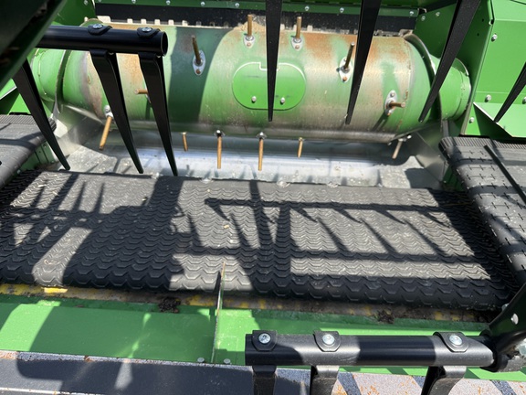 2023 John Deere RD40F Header Combine