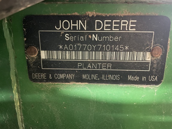 2004 John Deere 1770NT Planter