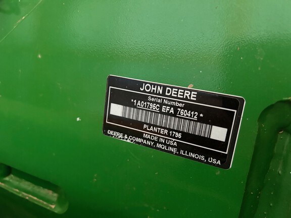 2015 John Deere 1795 Planter