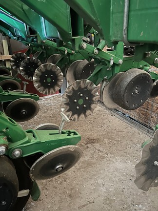 2015 John Deere 1795 Planter