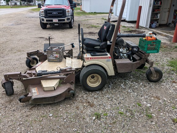 2018 Grasshopper 735BT Mower/Front Deck