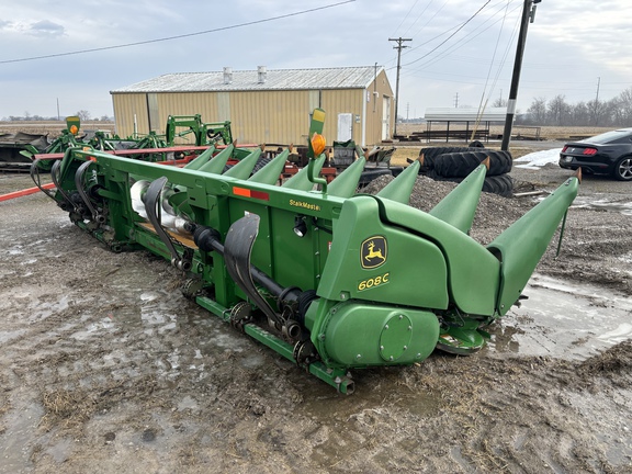 2015 John Deere 608C Header Corn Head