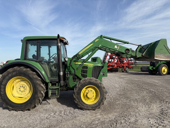 2007 John Deere 6430 Premium Tractor
