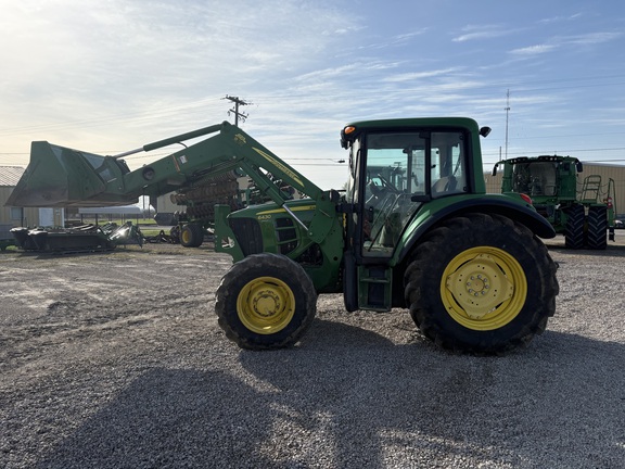 2007 John Deere 6430 Premium Tractor