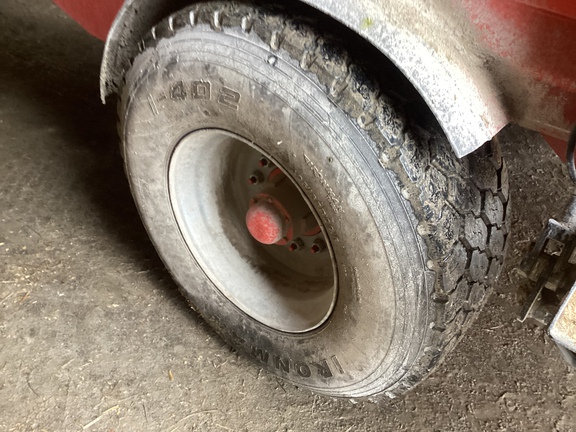 2016 Kuhn VT168 Grinder Mixer