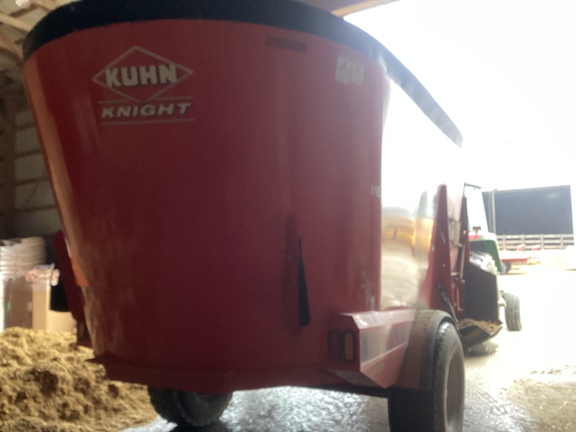 2016 Kuhn VT168 Grinder Mixer