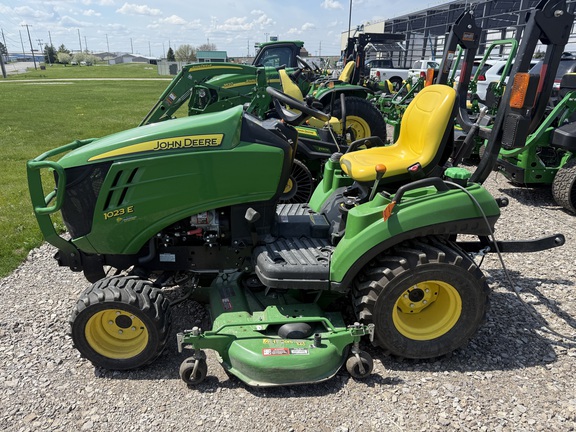 2015 John Deere 1023E Tractor Compact