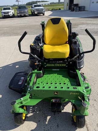 2021 John Deere Z915E Mower/Zero Turn