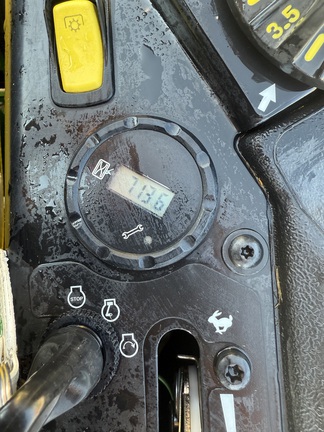 2021 John Deere Z915E Mower/Zero Turn