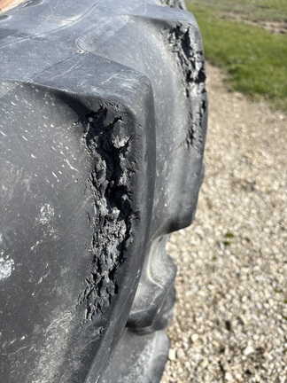 Firestone 420/85R34 Tires