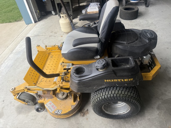 2016 Hustler Excel Raptor FlipUp 25 Mower/Zero Turn