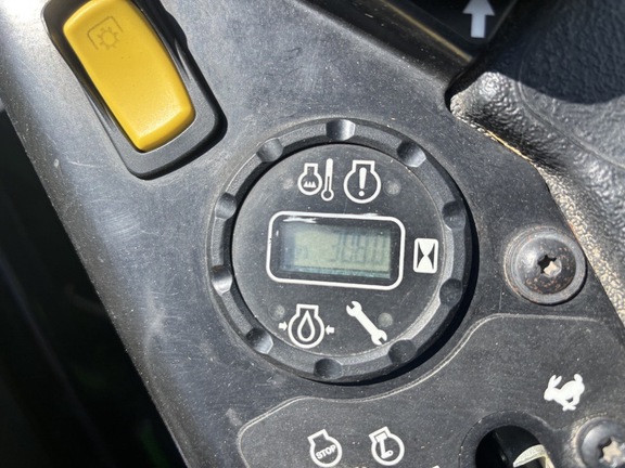 2018 John Deere Z930M Mower/Zero Turn