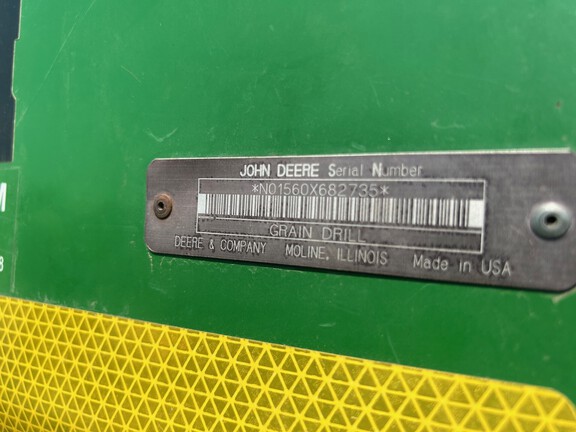 1999 John Deere 1560 Drill