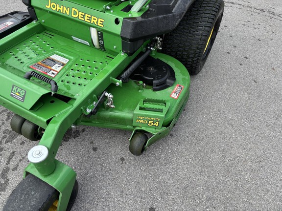 2019 John Deere Z740R Mower/Zero Turn