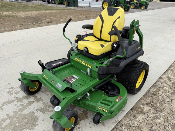 2019 John Deere Z740R Mower/Zero Turn