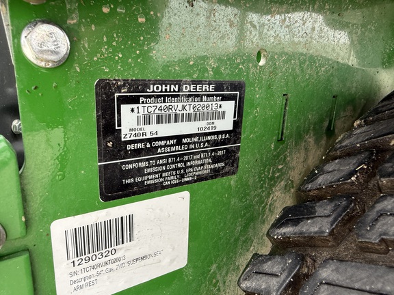 2019 John Deere Z740R Mower/Zero Turn