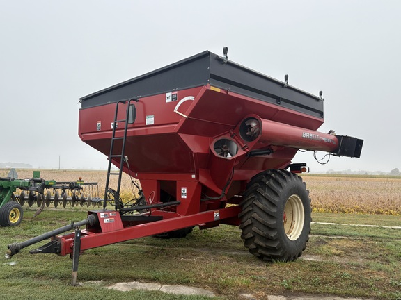Brent 678 Grain Cart