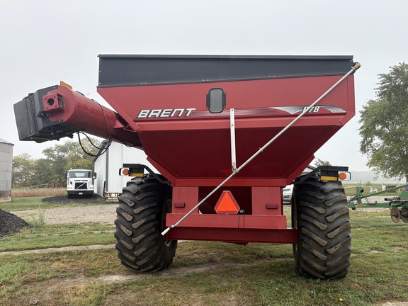 Brent 678 Grain Cart