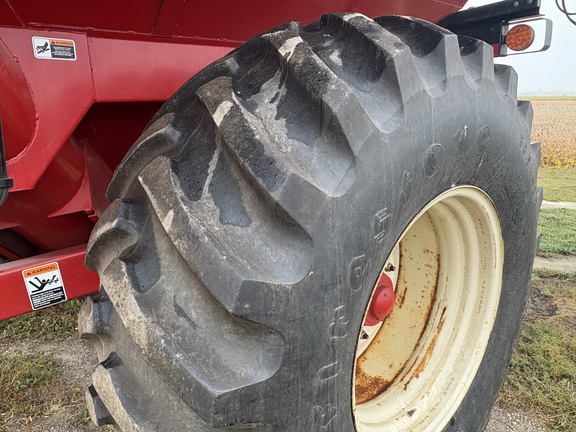 Brent 678 Grain Cart