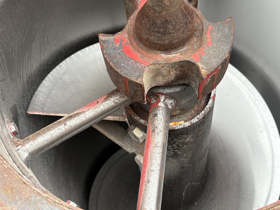 Brent 678 Grain Cart