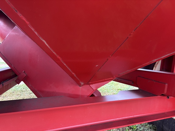 Brent 678 Grain Cart